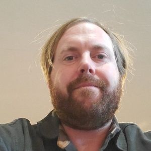 Meet your Posher, Elliott